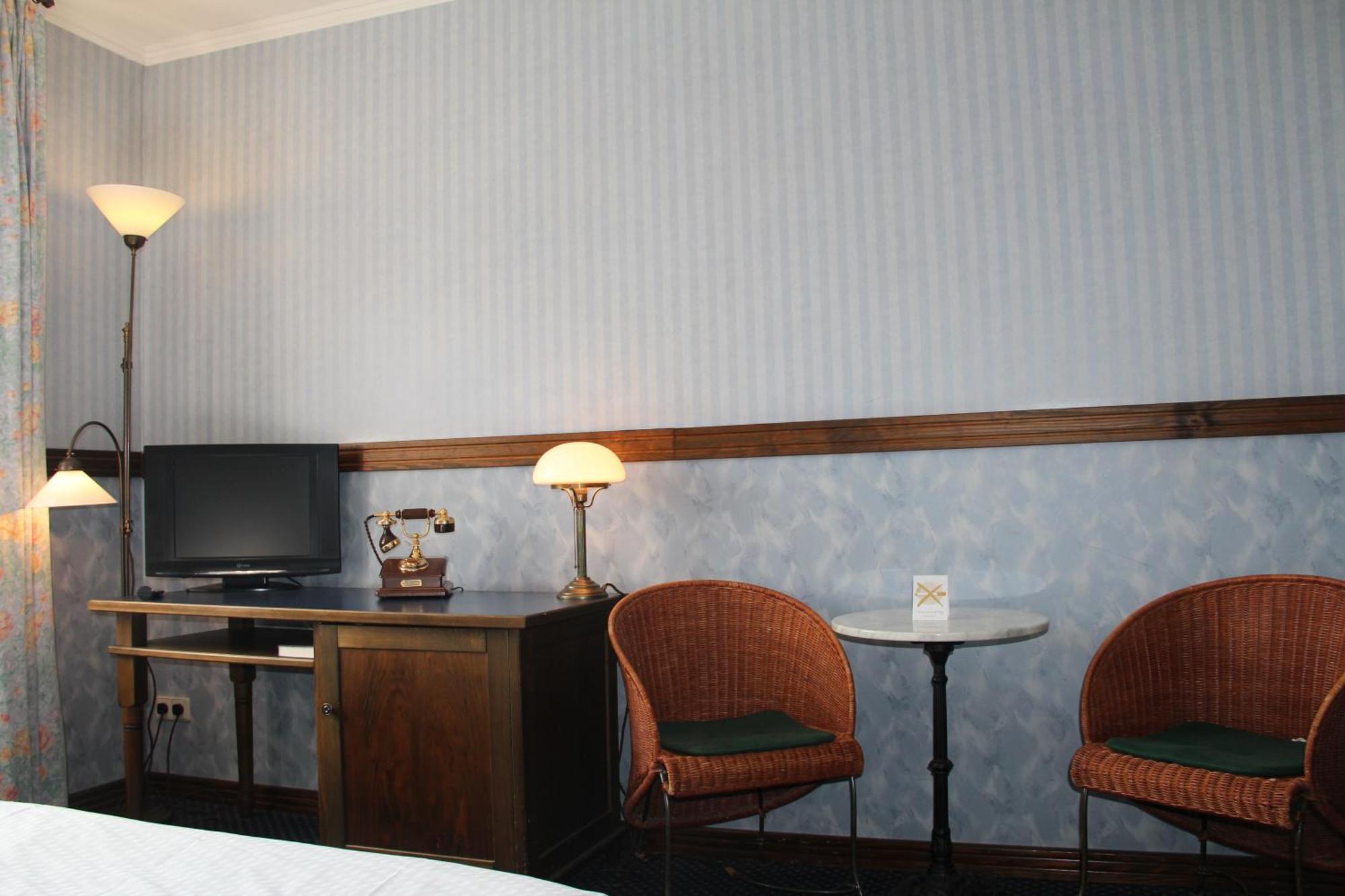 Hotel Bb Bahnhof Bertsdorf Ольберсдорф Номер фото