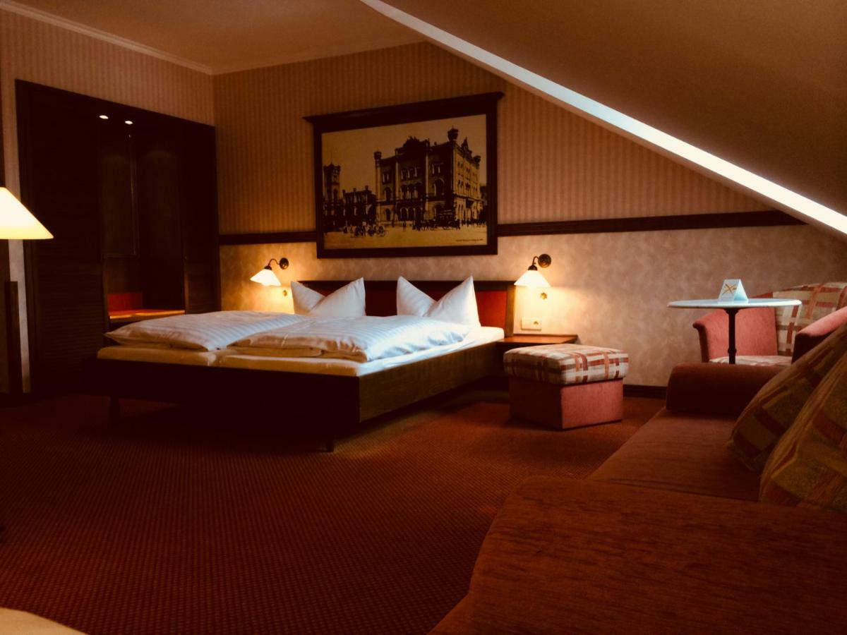 Hotel Bb Bahnhof Bertsdorf Ольберсдорф Экстерьер фото